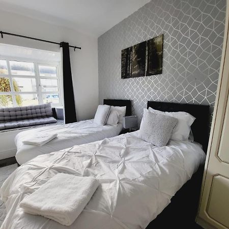 City Centre Room, Wifi, Share Facility Свонсі Екстер'єр фото