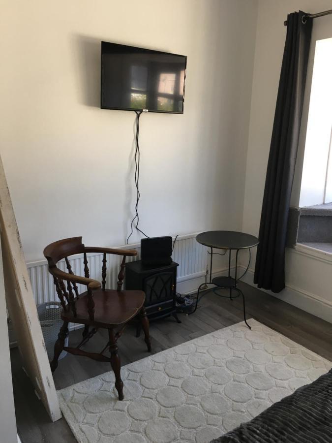 City Centre Room, Wifi, Share Facility Свонсі Екстер'єр фото