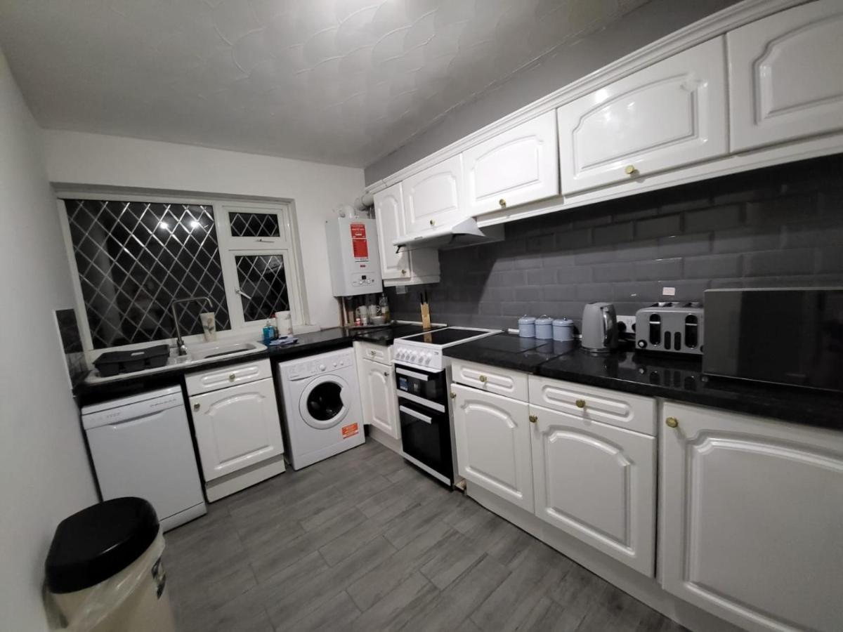 City Centre Room, Wifi, Share Facility Свонсі Екстер'єр фото